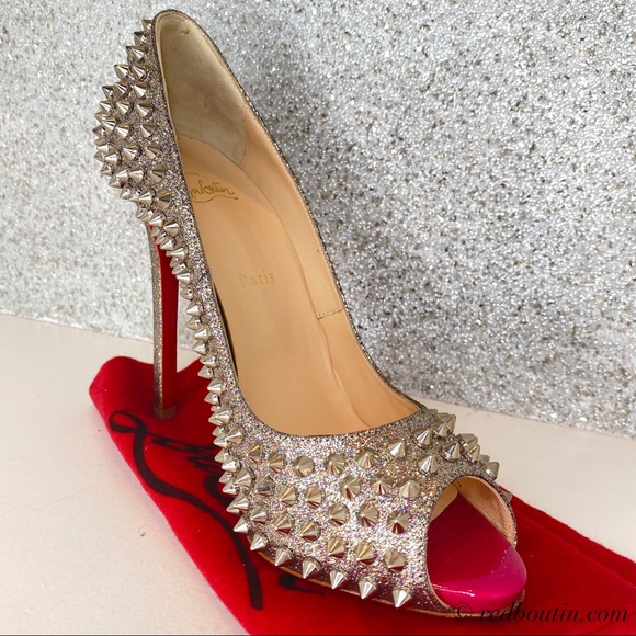 Christian Louboutin Very Prive Spiked Pumps - Picture 6 of 8